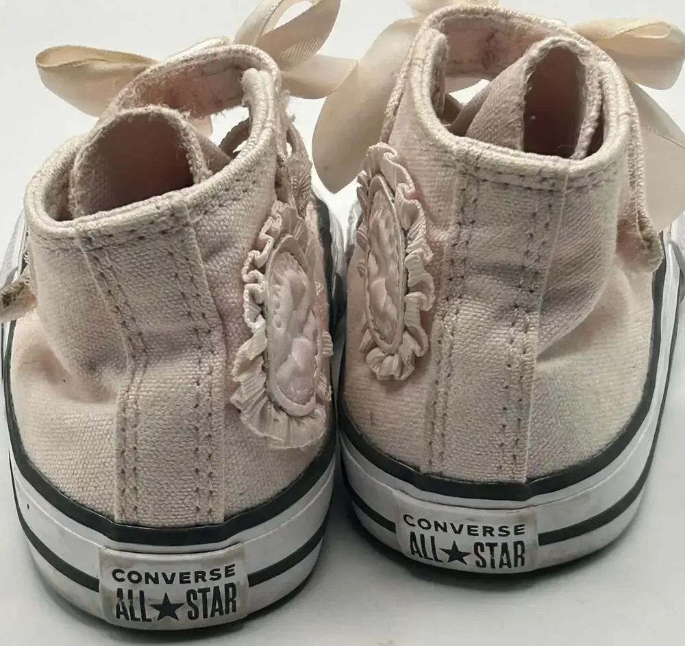 Converse Chuck Taylor All Star Easy-On Ruffles & Bows Toddler High Top Sneaker
